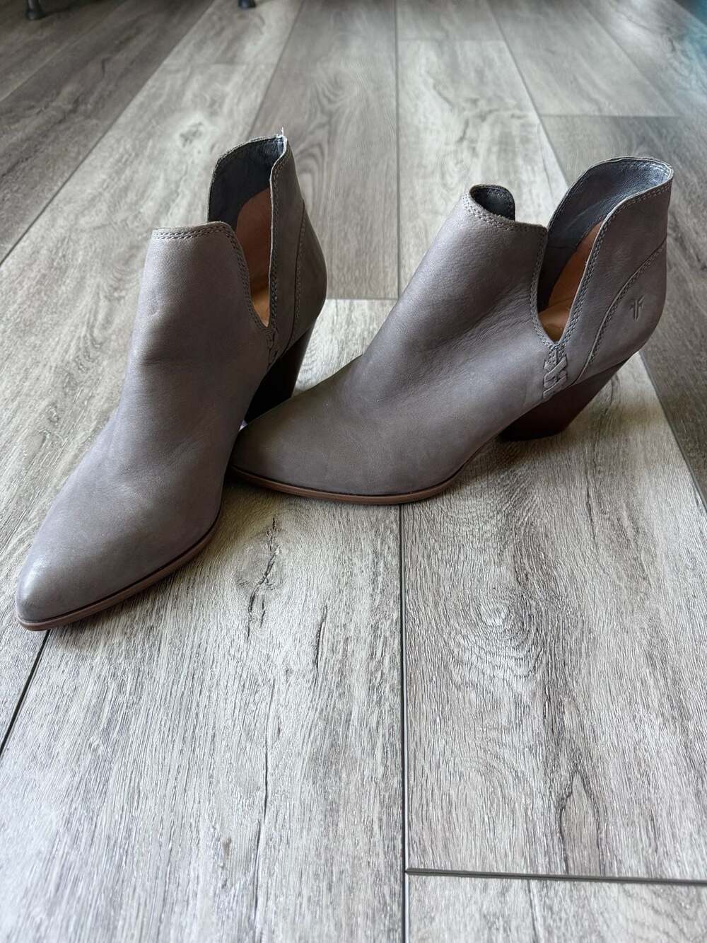 Frye Reina Cutout Booties Gray Leather Ankle Boots